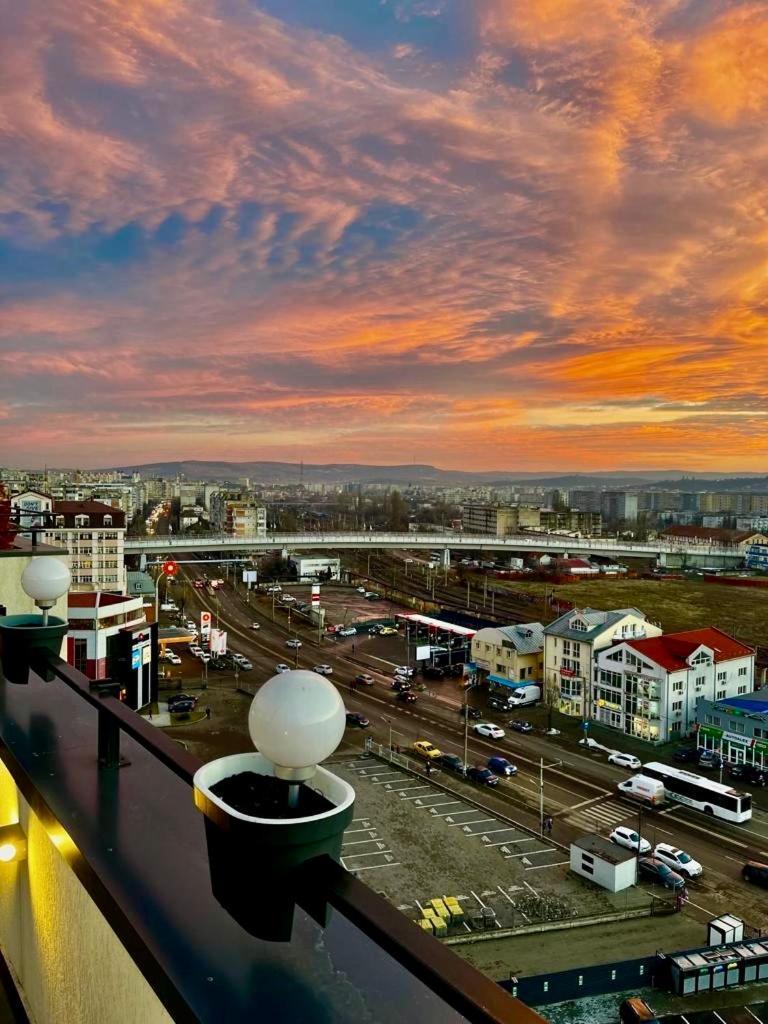 Penthouse Exclusive View , Iasi Apartment ภายนอก รูปภาพ