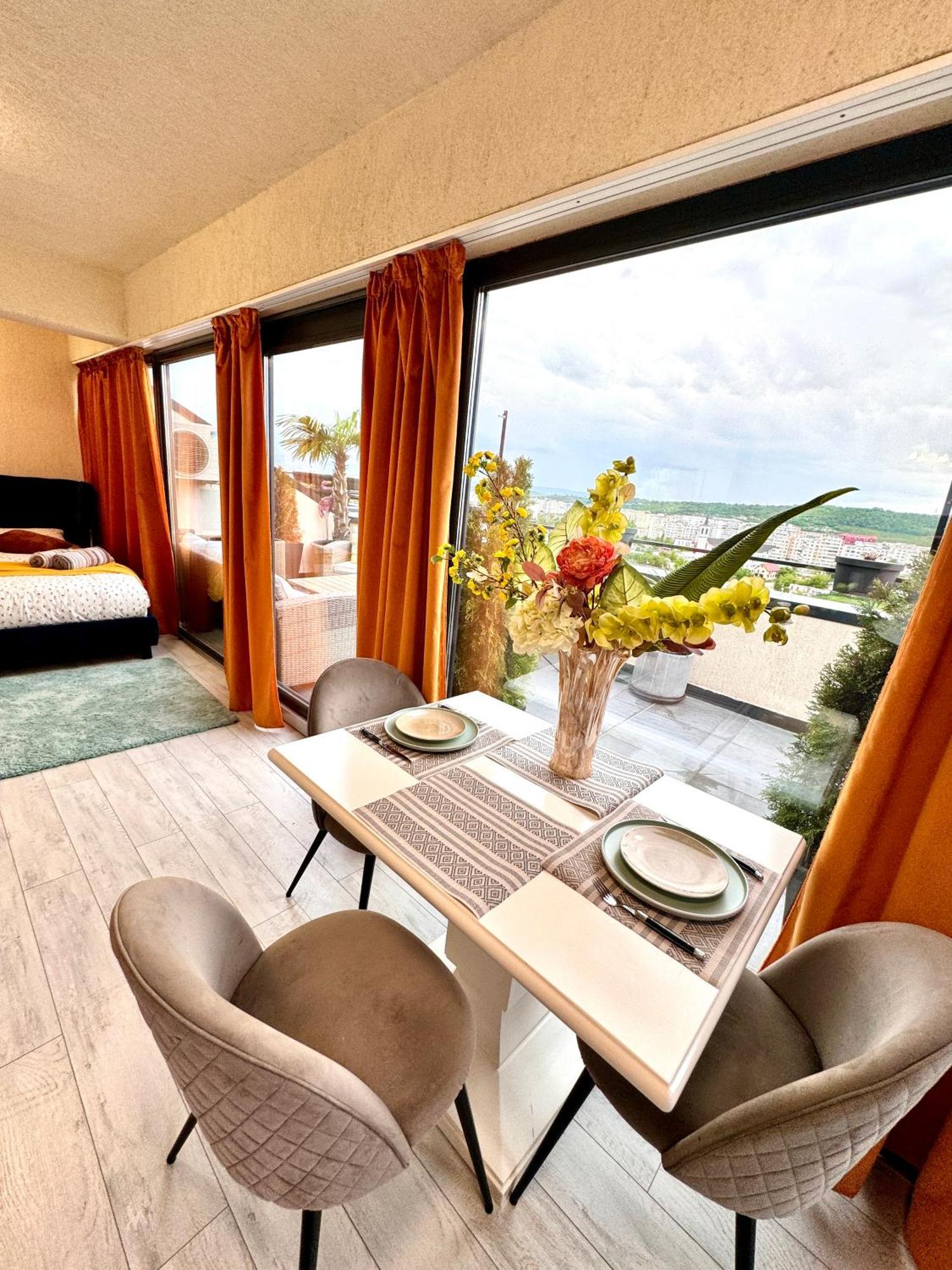 Penthouse Exclusive View , Iasi Apartment ภายนอก รูปภาพ