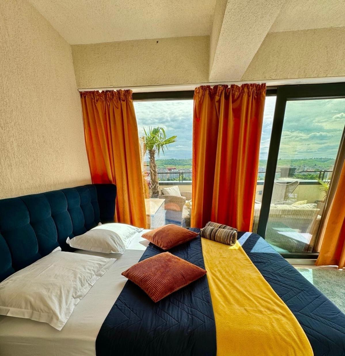 Penthouse Exclusive View , Iasi Apartment ภายนอก รูปภาพ